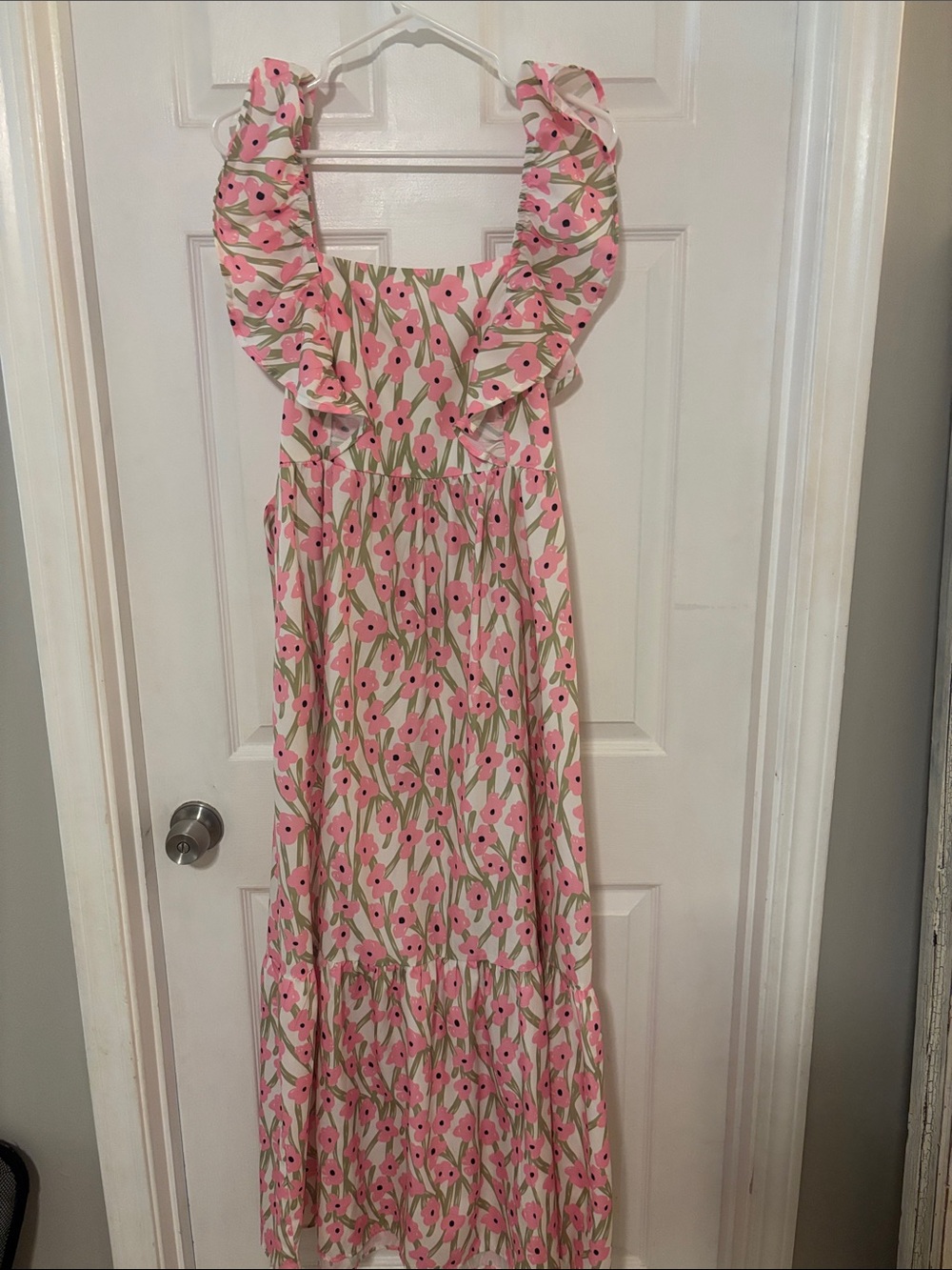 Women’s Pink Floral Ruffle Sundress. Perfect for beach pictures!